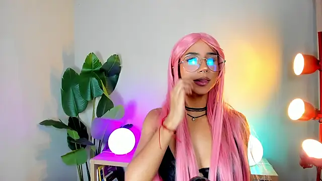 Lia flor online show from February 2026 04:02:02 AM