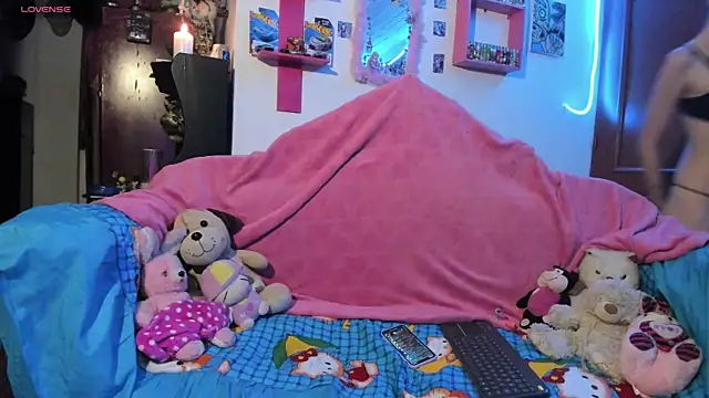 Rebecahart online show from April 2026 03:41:01 AM