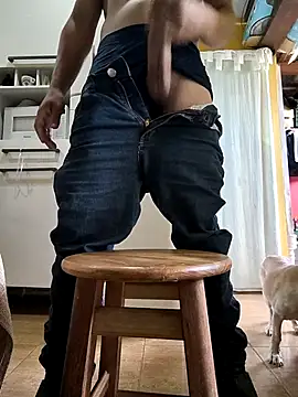 Gustavo52367 online show from February 2026 05:21:01 PM