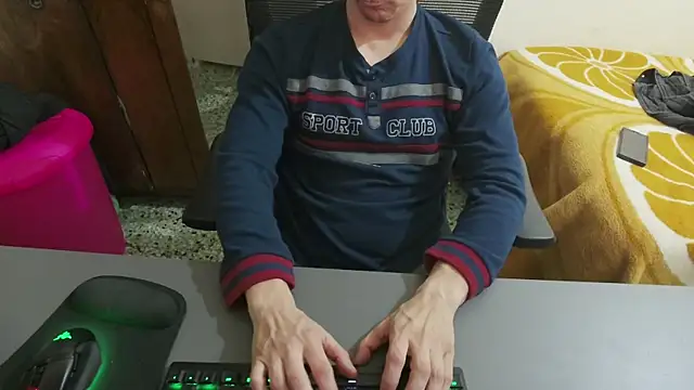 Daniiiel13 online show from February 2026 10:17:01 PM