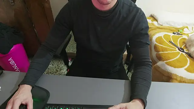 Daniiiel13 online show from February 2026 08:48:02 PM