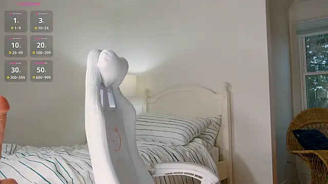 Snapshot of naughtytilly chatting on January 2025 09:40:01 PM naughtytilly online show from January 2025 09:40:01 PM