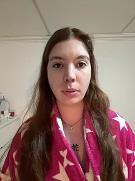 ineesdelrey online show from February 2026 08:27:01 PM