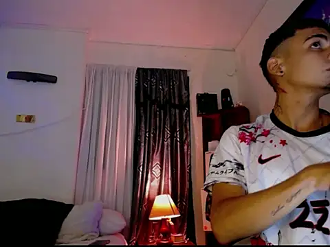 Snapshot of tiancam chatting on February 2026 01:45:01 AM tiancam online show from February 2026 01:45:01 AM