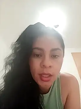 Snapshot of luna_pinky chatting on February 2026 06:41:01 PM luna pinky online show from February 2026 06:41:01 PM