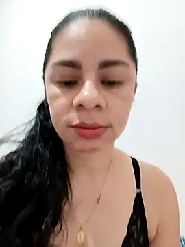 Snapshot of luna_pinky chatting on February 2026 03:41:02 PM luna pinky online show from February 2026 03:41:02 PM