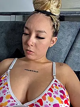 alaia princess online show from April 2026 11:29:02 PM