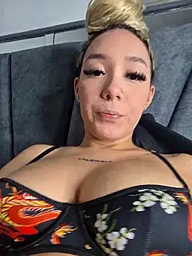 alaia princess online show from April 2026 11:18:02 PM