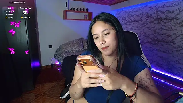 Camila IRoose online show from July 2026 10:05:01 PM