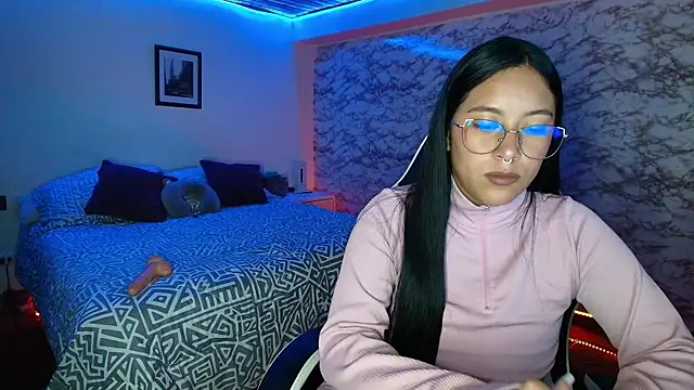 Snapshot of Camila_IRoose chatting on February 2026 10:09:01 PM Camila IRoose online show from February 2026 10:09:01 PM