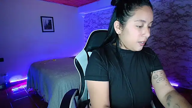 Camila IRoose online show from May 2026 12:56:02 AM