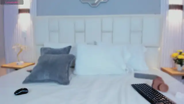 KataThonpson online show from March 2026 04:27:02 AM