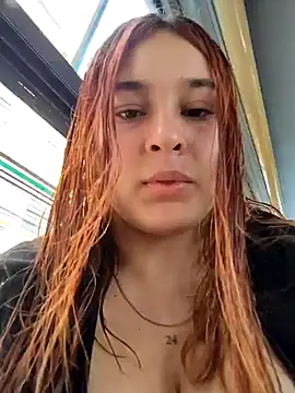 katty 42 online show from April 2026 07:00:01 PM