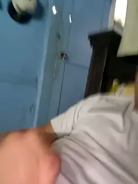 Chris snei online show from April 2026 07:31:01 PM