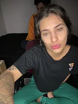 Jh0nZer0 online show from May 2026 11:44:01 AM