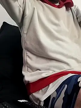 hairyandbigmann online show from February 2026 06:29:02 PM