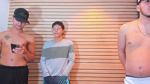 TheBatMansion online show from April 2026 04:25:01 AM