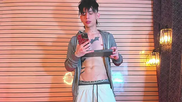 TheBatMansion online show from April 2026 10:49:02 PM