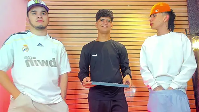 TheBatMansion online show from April 2026 06:15:02 AM