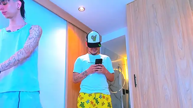 Snapshot of TheBatMansion chatting on February 2026 09:12:01 PM TheBatMansion online show from February 2026 09:12:01 PM