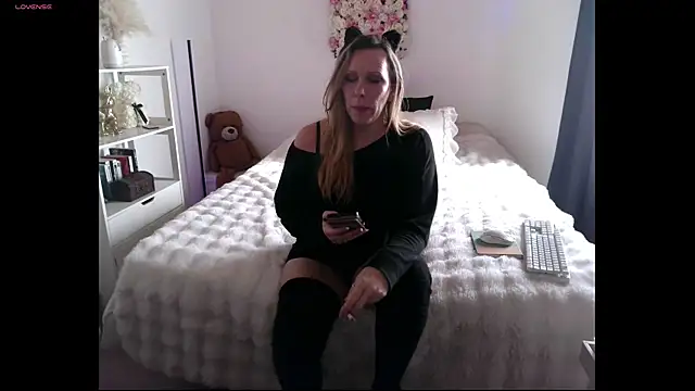 ArchangelTheFrancaise online show from March 2026 03:43:01 PM