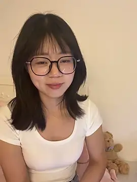 Snapshot of Nana-3 chatting on March 2026 04:03:01 PM Nana-3 online show from March 2026 04:03:01 PM