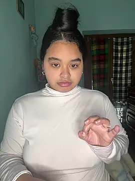 Aloyenita online show from February 2026 12:29:02 PM