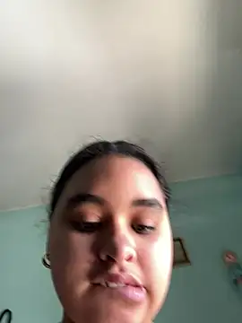 Aloyenita online show from April 2026 10:11:02 AM