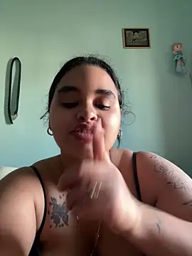 Aloyenita online show from March 2026 03:03:01 PM