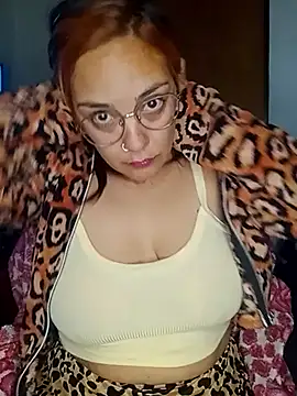 kuramaqueen online show from July 2026 04:26:02 AM