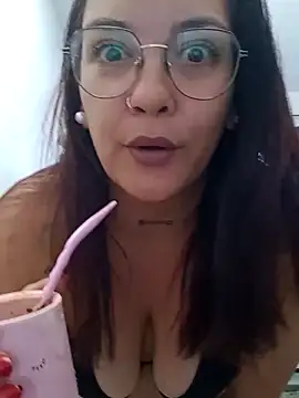 kuramaqueen online show from February 2026 10:30:02 PM