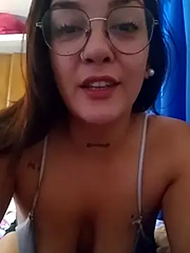 kuramaqueen online show from February 2026 11:15:02 PM