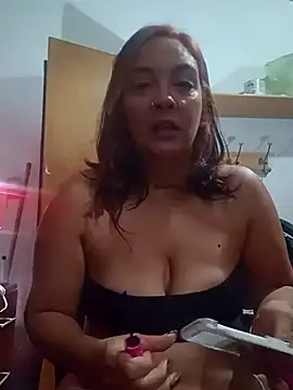 kuramaqueen online show from April 2026 04:58:01 AM