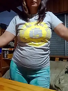 kuramaqueen online show from April 2026 02:30:01 AM