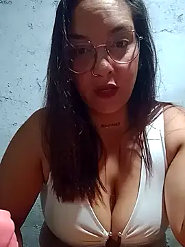 kuramaqueen online show from March 2026 02:41:02 AM