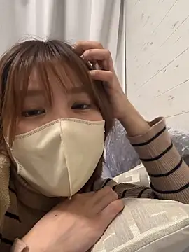  3 mNm 3  online show from February 2026 03:35:02 PM