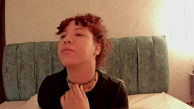 Aleera Walton online show from March 2026 07:15:01 PM