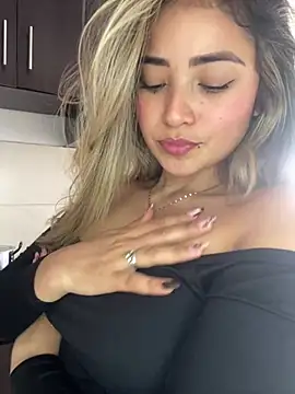 sweetlove- online show from March 2026 08:40:01 PM