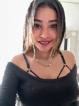 Snapshot of sweetlove- chatting on February 2026 07:22:01 PM sweetlove- online show from February 2026 07:22:01 PM