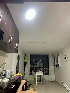 sweetlove- online show from April 2026 01:42:02 AM