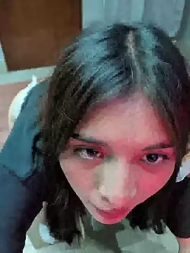Snapshot of Sienna_Gol chatting on July 2026 11:23:01 PM Sienna Gol online show from July 2026 11:23:01 PM