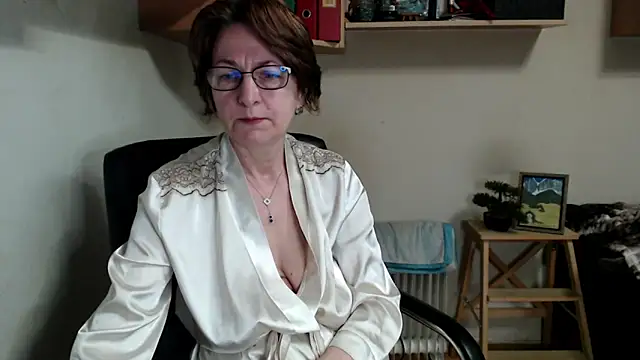 Snapshot of katemodel chatting on May 2026 06:17:01 AM katemodel online show from May 2026 06:17:01 AM
