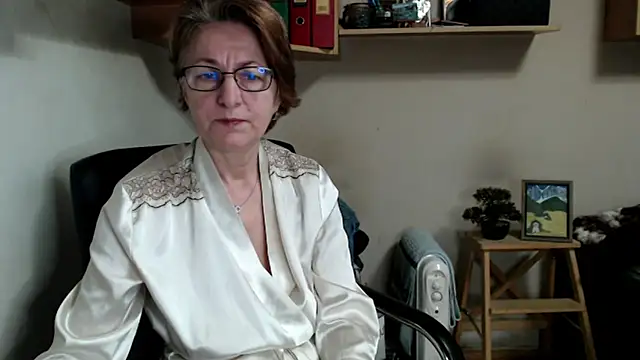 katemodel online show from April 2026 06:53:01 AM