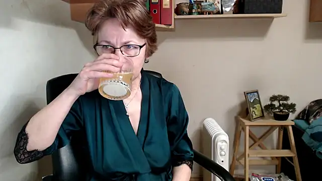 katemodel online show from February 2026 06:55:01 AM