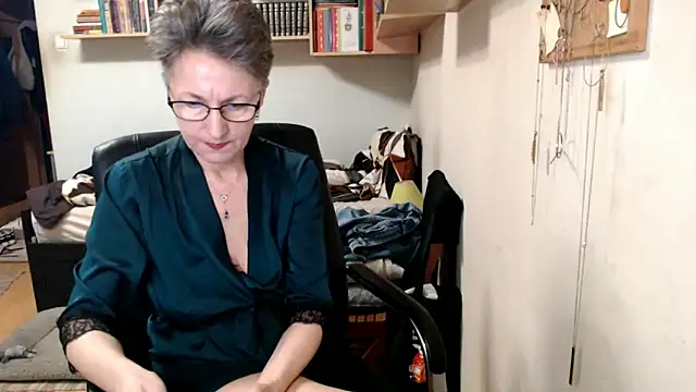 Snapshot of katemodel chatting on October 2025 06:44:01 AM katemodel online show from October 2025 06:44:01 AM