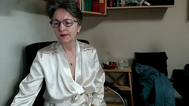 Snapshot of katemodel chatting on November 2025 08:25:01 AM katemodel online show from November 2025 08:25:01 AM