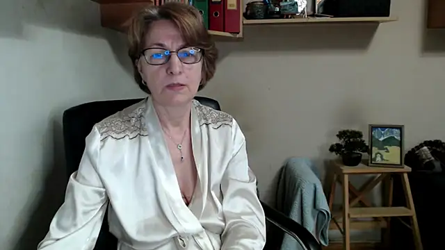 katemodel online show from April 2026 08:43:01 AM