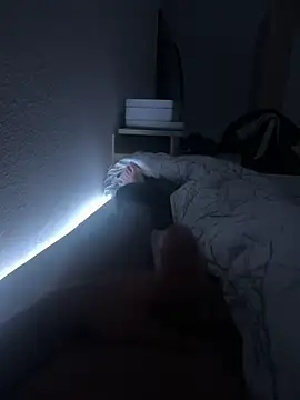 BIGDICK111000 online show from August 2026 10:58:01 PM