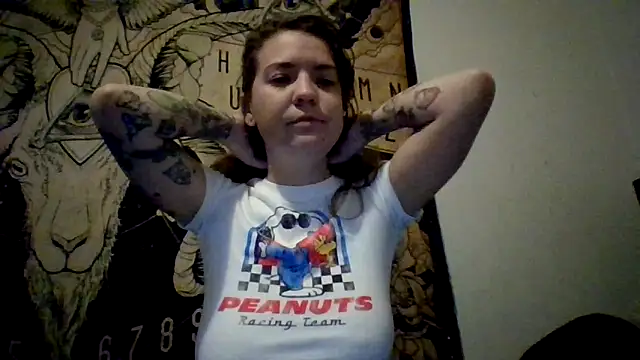 Baby Kangaroo online show from April 2026 05:09:01 AM