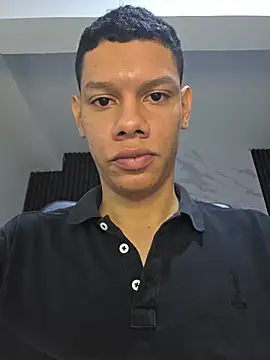 Snapshot of milo_cruz_ chatting on April 2026 11:45:01 AM milo cruz online show from April 2026 11:45:01 AM